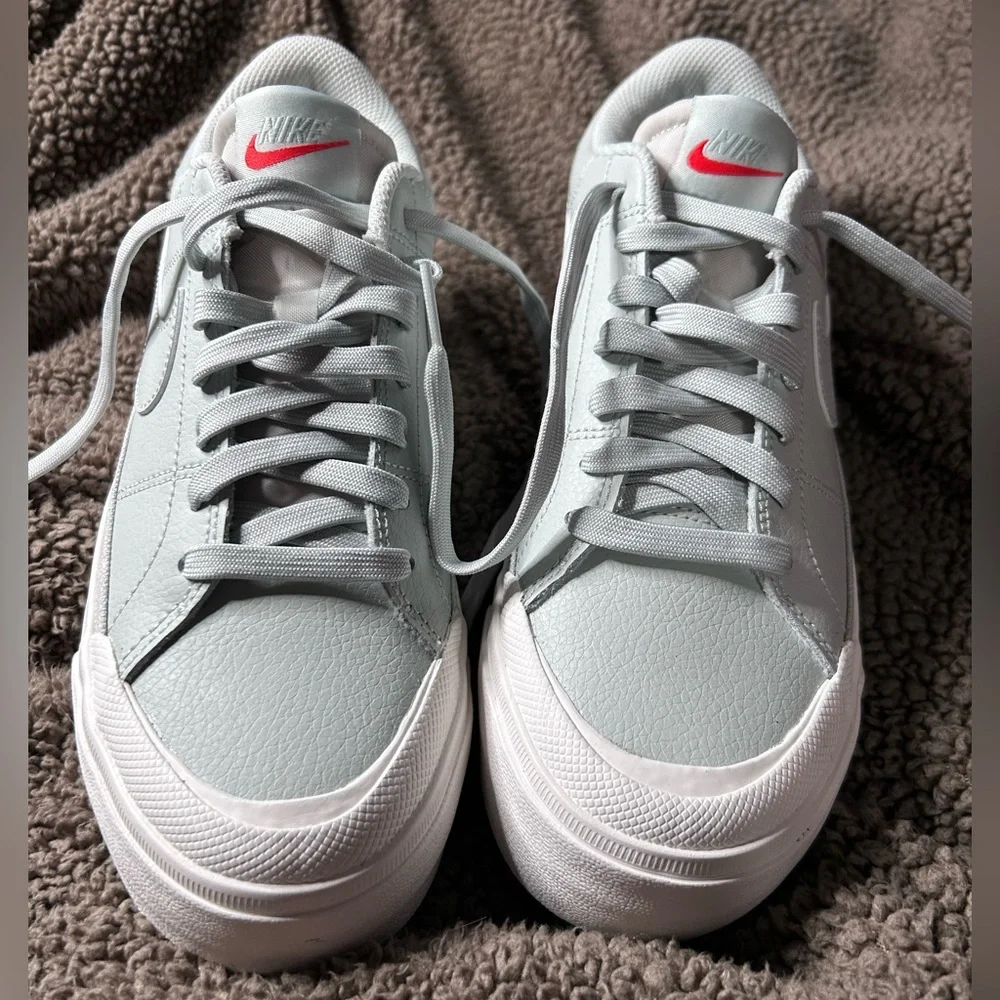 BNIB Nike Court Legacy Lift Women’s 8.5 - Picture 2 of 13